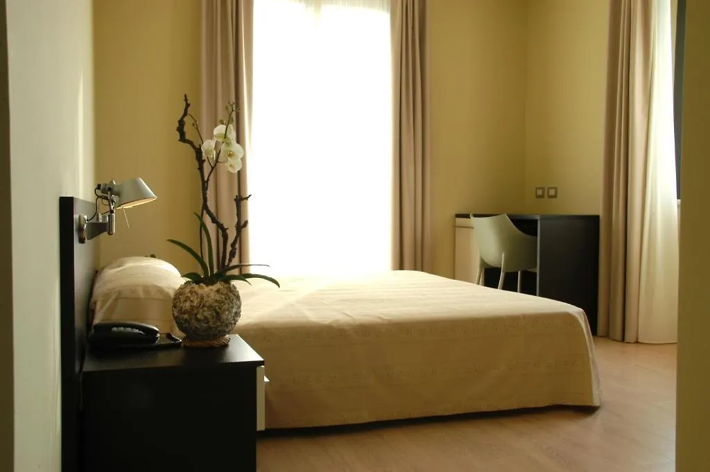 Berghotel Bergamo 3*,  Italy